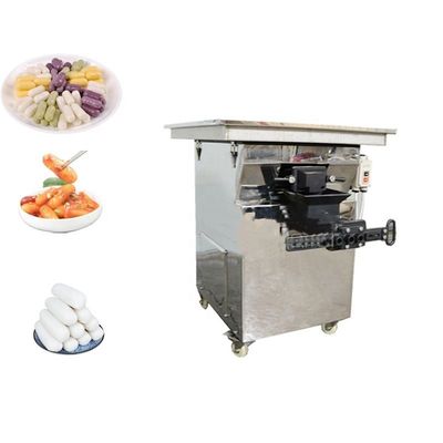 kupować Mała maszyna do przekąsek Automatyczna maszyna do robienia pikantnych ciastek ryżowych Tteokbokki Topokki produkcja online